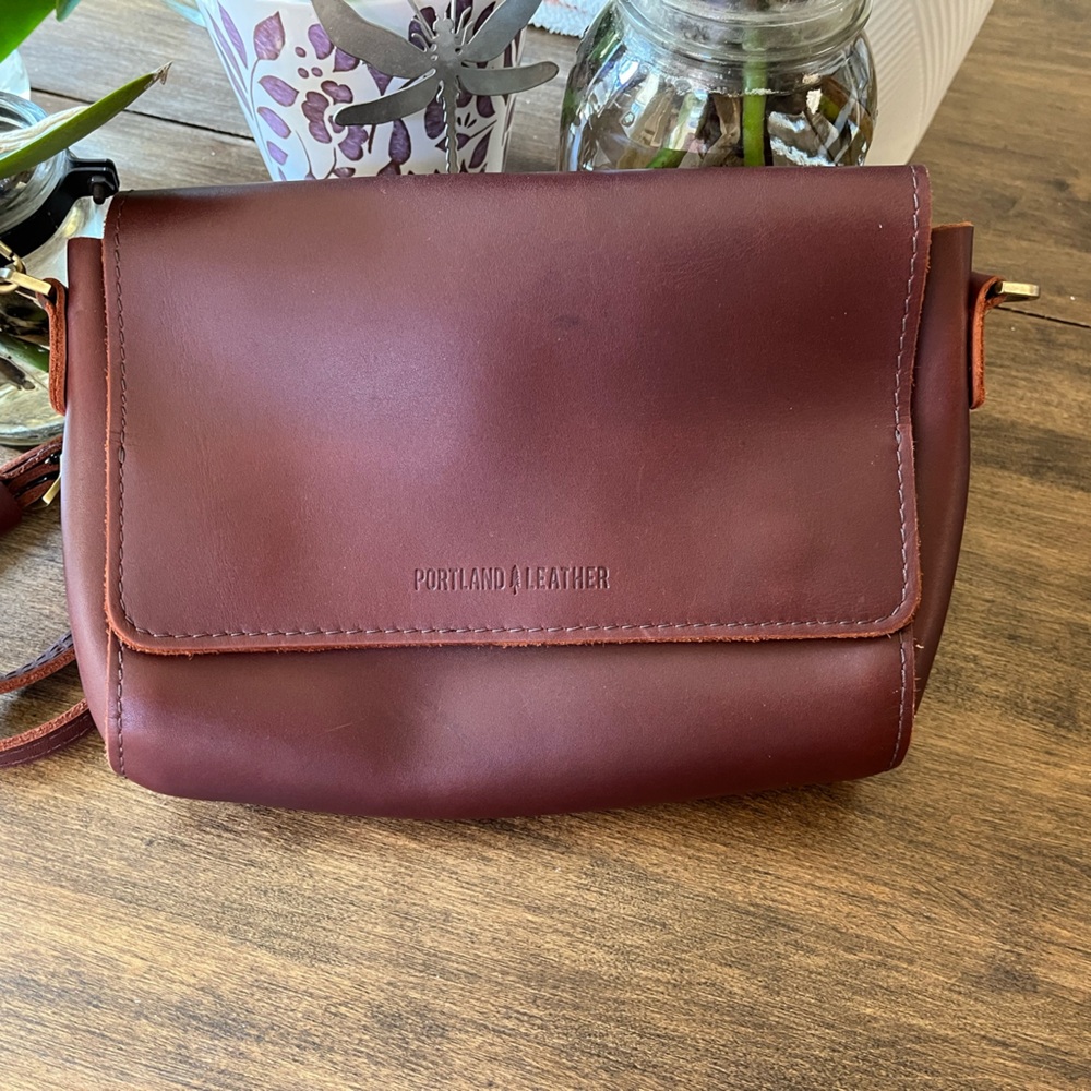 Portland Leather Shoulder Bag
